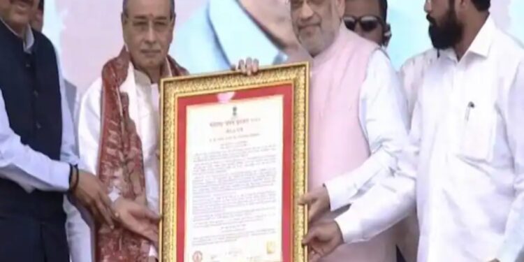 ज्येष्ठ निरुपणकार पद्मश्री आप्पासाहेब धर्माधिकारी यांचा ‘महाराष्ट्र भूषण’ पुरस्कारानं गौरव