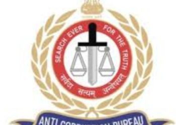 पुणे महावितरणच्या कार्यकारी अभियंता (क्लास वन अधिकारी )   यांनी ठेकेदाराकडे लाच  मागितल्या प्रकरणी एसीबीकडून F.I.R