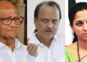 एकाच मंचावर पहिल्यांदाच शरद पवार, सुप्रिया ताई, अजित दादा एकत्र येणार..भावनांचा बांध फुटणार का ?