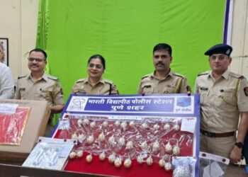 भारती विद्यापीठ पोलीस ठाणे पुणे शहर चामुंडामाता मंदीरातील दागिनेचोरी झालेली घरफोडी नवरात्रौत्सवात उघड भारती विद्यापीठ पोलीसांची कामगिरी” “