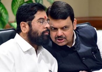 सुप्रीम कोर्टाच्या ताशेऱ्यानंतर शिंदे गटात अस्वस्थता; आमदार-खासदार भाजपकडून निवडणूक लढवणार