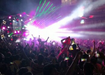 ‘लेझर बीम’मुळे पुण्यात १५ जणांच्या डोळ्यांना इजा, पुण्यातील विविध रुग्णालयांत नोंद; कायमस्वरुपी दृष्टी जाण्याचा धोका..