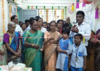 ब्रह्मदत्त विद्यालय,प्राधिकरण, निगडी शाळेतील मानसिक दिव्यांग विद्यार्थ्यांनी तयार केलेले दिवाळी साहित्य केंद्रास  उस्फुर्त प्रतिसाद