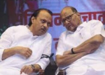 शरद पवारांच्या भेटीनंतर महाराष्ट्राच्या राजकारणात पुन्हा भूंकप होणार का ? अजित पवार तातडीने दिल्लीला रवाना  !!!