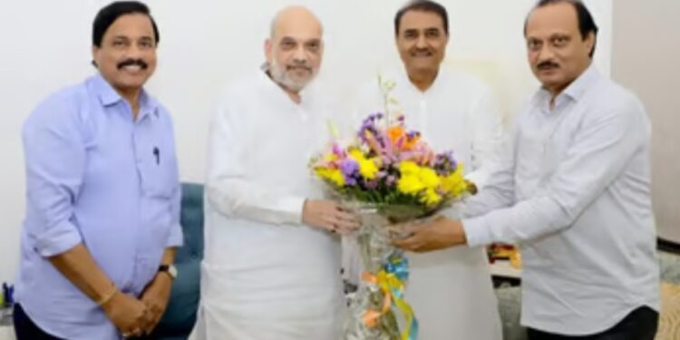 अजित पवार आणि अमित शाह  मध्ये तब्बल दीडतास चर्चा, या भेटी मध्ये नेमकं  काय घडलं  त्याबाबतची सर्वात पहिली बातमी  हिंदजागर न्यूज वर…