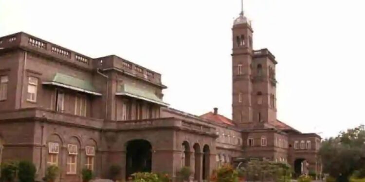 पुणे विद्यापीठातील वसतिगृहाच्या भिंतीवर पंतप्रधानांबाबत आक्षेपार्ह मजकूर लिहिल्याचा प्रकार उघडकीस,विद्यापीठाकडून फौजदारी कारवाईची प्रक्रिया सुरू..