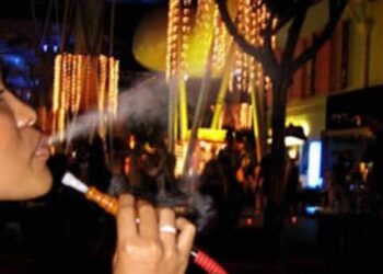 पुण्यातील रेस्टॉरंट अन् हुक्का पार्लर,पबच्या  पोलिसांकडून नवीन नियमावली जाहीर केली मात्र काही ठिकाणी पुणे पोलीस आयुक्तांच्या   आदेशाला मात्र केराची टोपली …