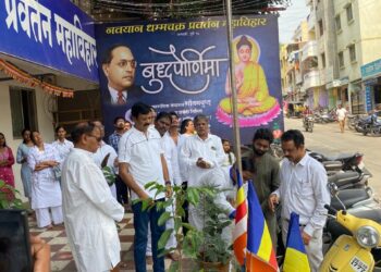 नवयान धम्मचक्र प्रवर्तन महाविहार , जनवडी येथे  महाकरुनिक तथागत भगवान गौतम बुद्ध यांची जयंती  साजरी