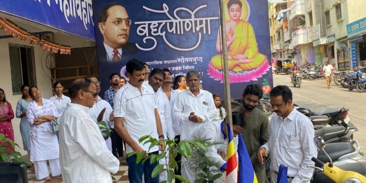 नवयान धम्मचक्र प्रवर्तन महाविहार , जनवडी येथे  महाकरुनिक तथागत भगवान गौतम बुद्ध यांची जयंती  साजरी