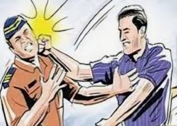 छत्रपती शिवाजी नगर मध्ये पोलीस अधिकारी सुरक्षित नाही पोलीस अधिकाऱ्यालाच बेदम मारले !!  पुण्यातील नागरिक सुरक्षित आहेत का ???