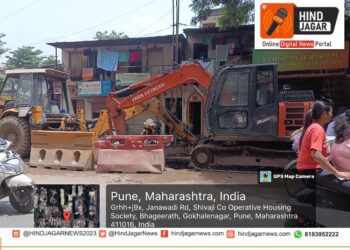 रस्ता खोदायला परवानगी नसताना सुद्धा बेकायदेशीर रस्ता खोदाई !!! कुसाळकर पुतळा चौक ते वेताळबाबा चौका पर्यंत बेकायदेशीर रस्ता खोदाई करण्यात आली आहे पुणे महानगरपालिकेच्या अधिकाऱ्यांचे  मात्र या बेकायदेशीर खोदाई तक्रार करून सुद्धा दुर्लक्ष…. वरिष्ठांचे आदेश दुडकवत कनिष्ठ अधिकारी सगळे ठेकेदारा बरोबर आपले वैयक्तिक आर्थिक हित जपत असल्याचे आरोप…