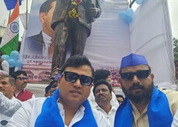 आंबेडकर राष्ट्रीय स्मारकाच्या मागणीसाठी हजारो भीमसैनिकांचे ठिय्या आंदोलन..