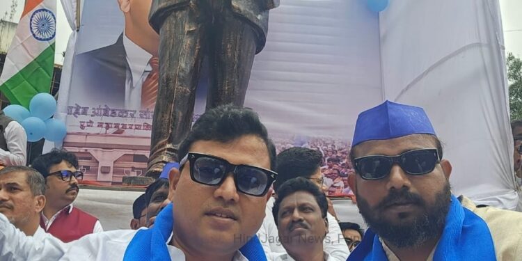 आंबेडकर राष्ट्रीय स्मारकाच्या मागणीसाठी हजारो भीमसैनिकांचे ठिय्या आंदोलन..